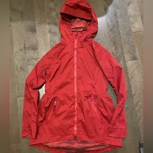 Lululemon run to daze rain jacket